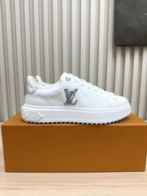 China Replica LV Women Shoes 112usd Only
